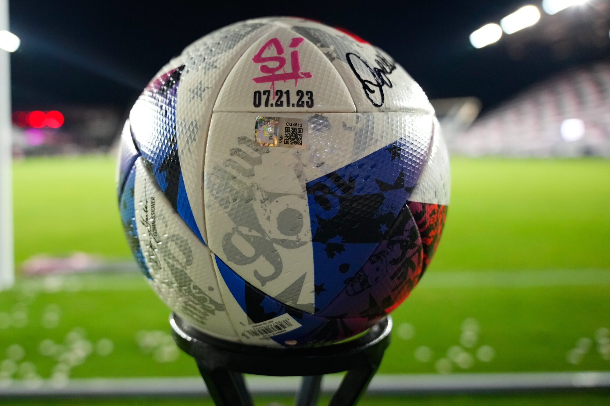 Messi goal ball