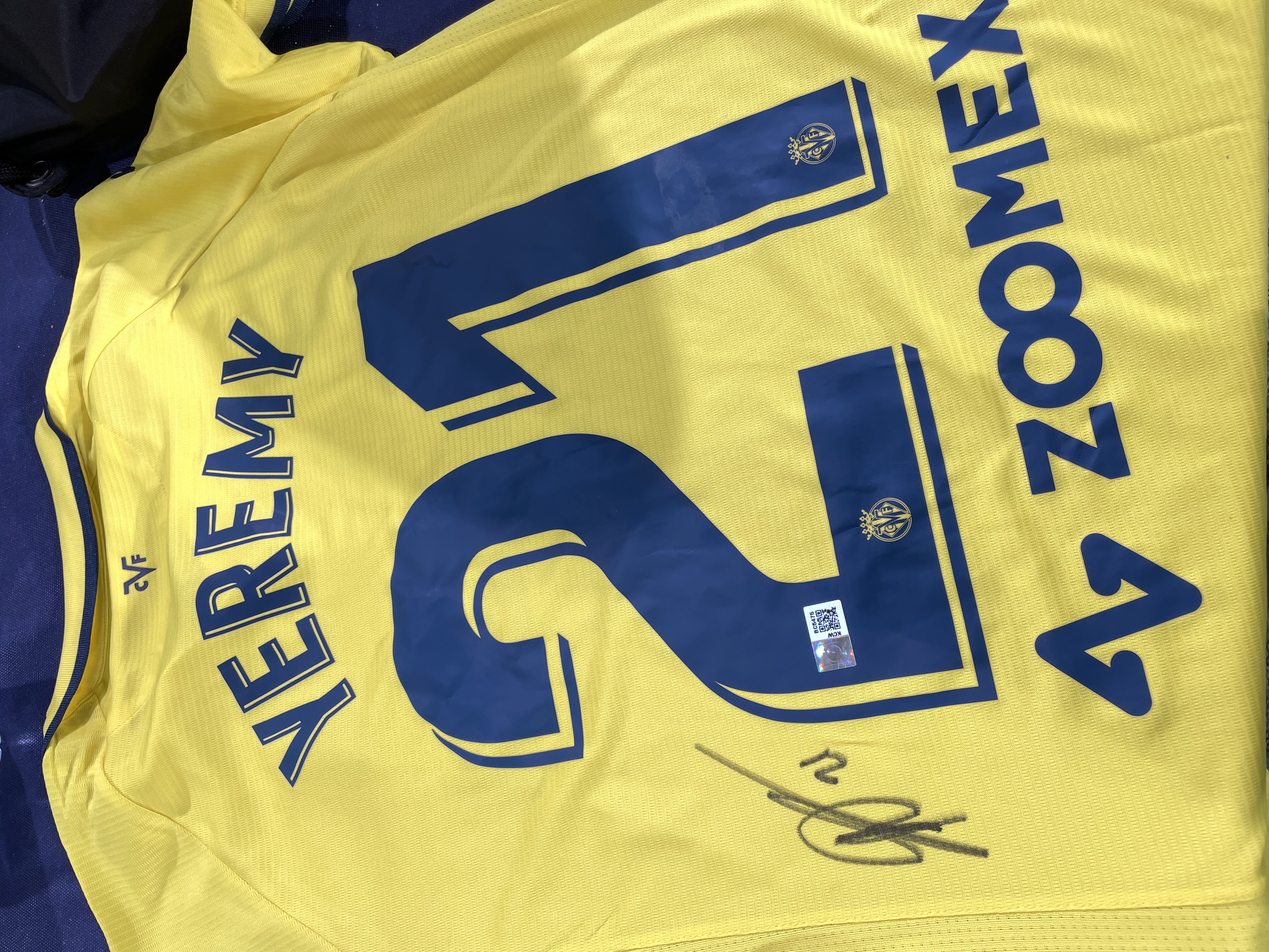 Goal – scoring ball scored by #21 for Villareal CF Yeremy Pino at minute 47 to make the score 1 – 0